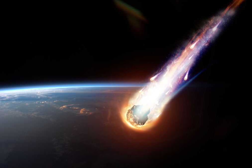 West Nile, Astronauts, Clintons - Take Our Quiz On News Of The '90s
